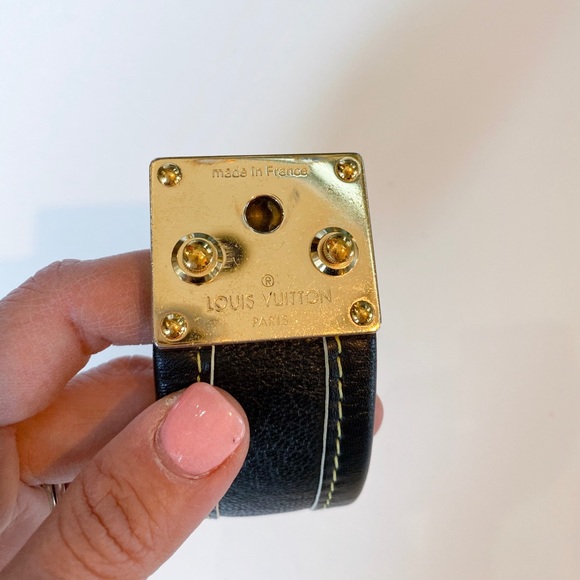 🛑SOLD🛑 Authentic LOUIS VUITTON Cuff Bracelet - Picture 6 of 6